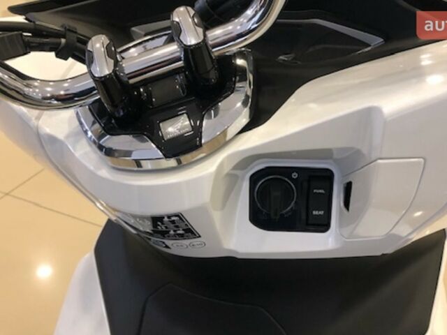 Хонда PCX 125, объемом двигателя 0.13 л и пробегом 0 тыс. км за 3356 $, фото 4 на Automoto.ua