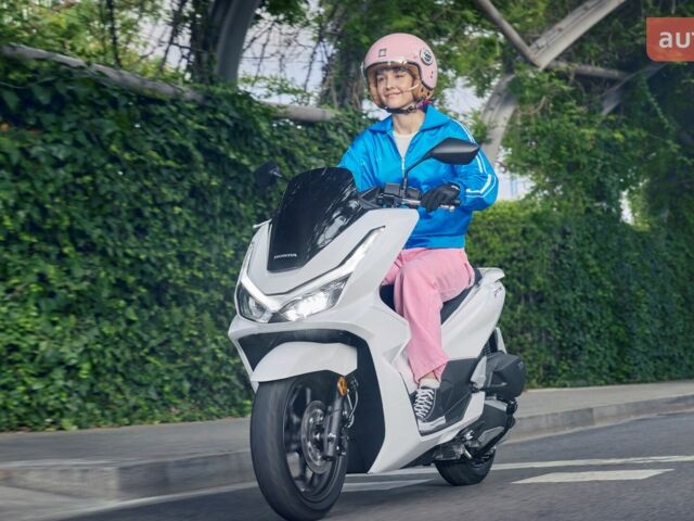 Хонда PCX 125, объемом двигателя 0.13 л и пробегом 0 тыс. км за 3664 $, фото 4 на Automoto.ua