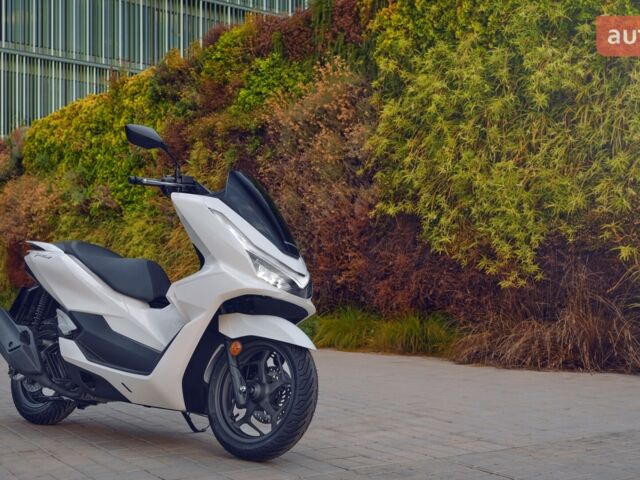 Хонда PCX 125, объемом двигателя 0.13 л и пробегом 0 тыс. км за 3664 $, фото 3 на Automoto.ua