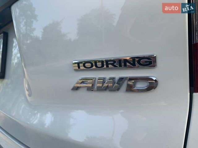 Белый Хонда Пасспорт, объемом двигателя 3.5 л и пробегом 45 тыс. км за 22999 $, фото 16 на Automoto.ua