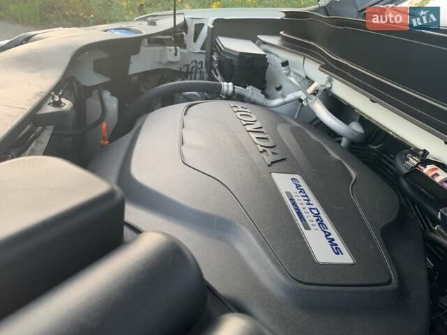 Белый Хонда Пасспорт, объемом двигателя 3.5 л и пробегом 45 тыс. км за 22999 $, фото 27 на Automoto.ua