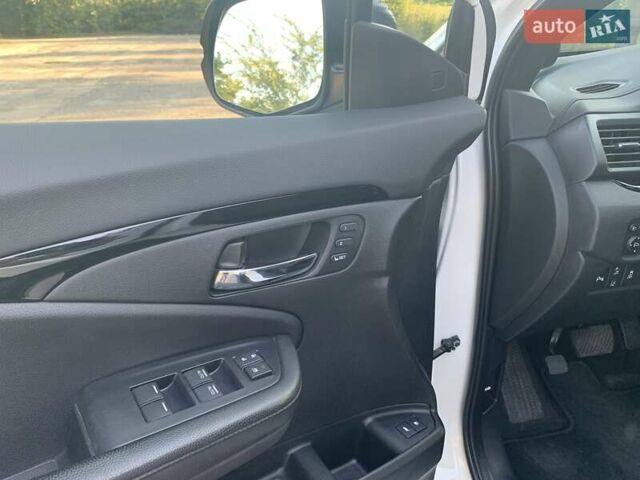 Белый Хонда Пасспорт, объемом двигателя 3.5 л и пробегом 45 тыс. км за 22999 $, фото 21 на Automoto.ua