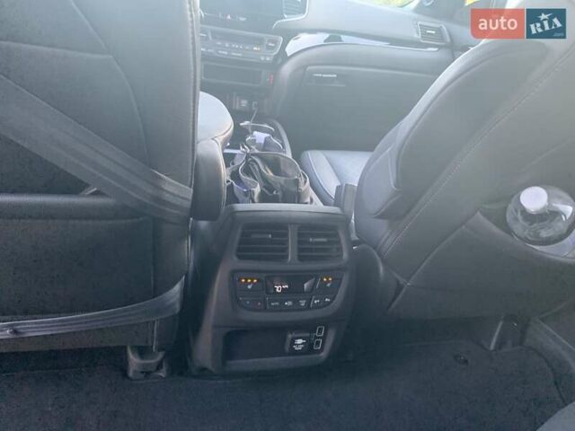 Белый Хонда Пасспорт, объемом двигателя 3.5 л и пробегом 45 тыс. км за 22999 $, фото 39 на Automoto.ua