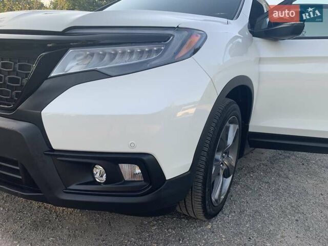 Белый Хонда Пасспорт, объемом двигателя 3.5 л и пробегом 45 тыс. км за 22999 $, фото 10 на Automoto.ua