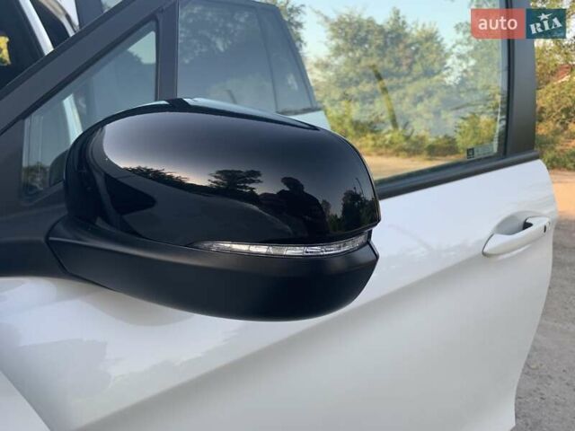 Белый Хонда Пасспорт, объемом двигателя 3.5 л и пробегом 45 тыс. км за 22999 $, фото 57 на Automoto.ua