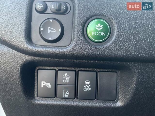 Белый Хонда Пасспорт, объемом двигателя 3.5 л и пробегом 45 тыс. км за 22999 $, фото 64 на Automoto.ua