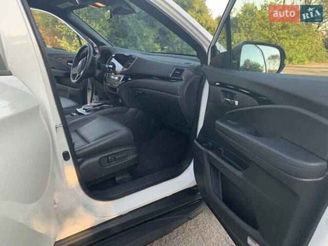 Белый Хонда Пасспорт, объемом двигателя 3.5 л и пробегом 45 тыс. км за 22999 $, фото 47 на Automoto.ua