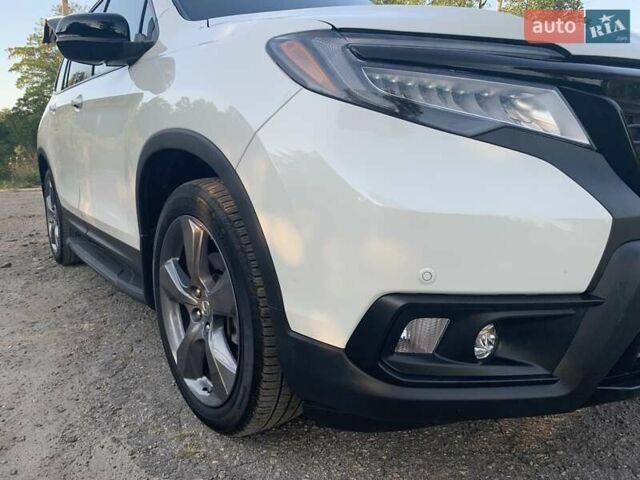 Белый Хонда Пасспорт, объемом двигателя 3.5 л и пробегом 45 тыс. км за 22999 $, фото 9 на Automoto.ua