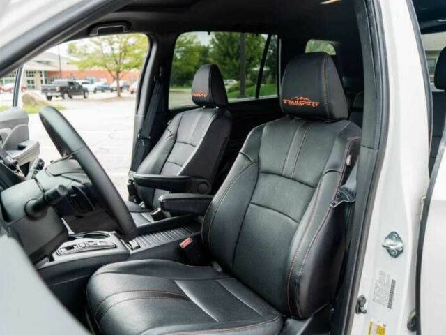 Белый Хонда Пасспорт, объемом двигателя 3.5 л и пробегом 32 тыс. км за 8600 $, фото 4 на Automoto.ua