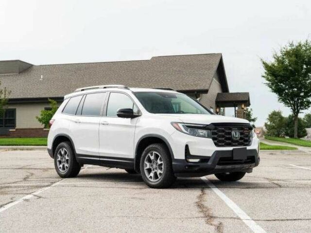 Белый Хонда Пасспорт, объемом двигателя 3.5 л и пробегом 32 тыс. км за 8600 $, фото 3 на Automoto.ua