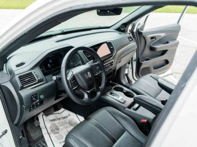 Белый Хонда Пасспорт, объемом двигателя 3.5 л и пробегом 32 тыс. км за 8600 $, фото 5 на Automoto.ua