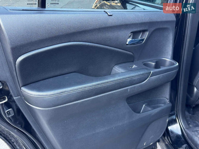 Черный Хонда Пасспорт, объемом двигателя 3.5 л и пробегом 159 тыс. км за 22490 $, фото 20 на Automoto.ua