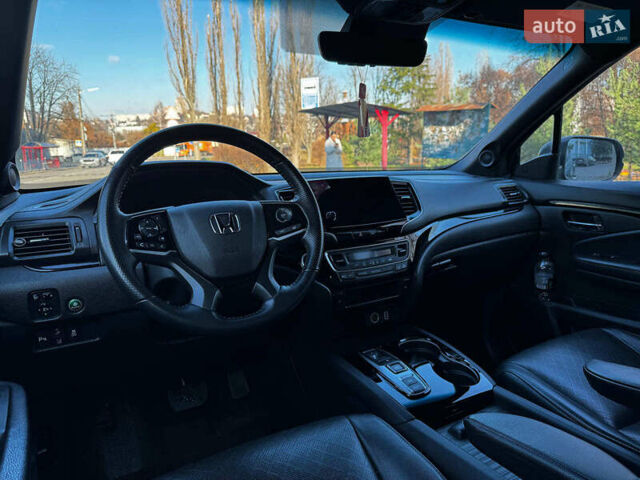 Черный Хонда Пасспорт, объемом двигателя 3.5 л и пробегом 159 тыс. км за 22490 $, фото 26 на Automoto.ua
