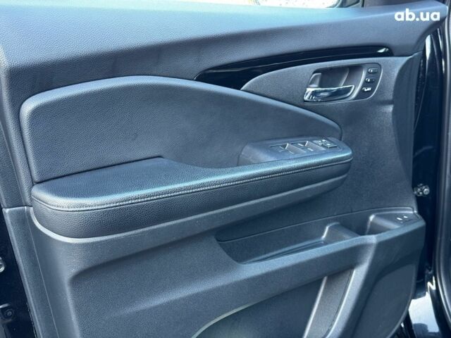 Черный Хонда Пасспорт, объемом двигателя 3.5 л и пробегом 159 тыс. км за 22490 $, фото 28 на Automoto.ua