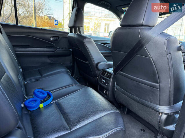Черный Хонда Пасспорт, объемом двигателя 3.5 л и пробегом 159 тыс. км за 22490 $, фото 44 на Automoto.ua