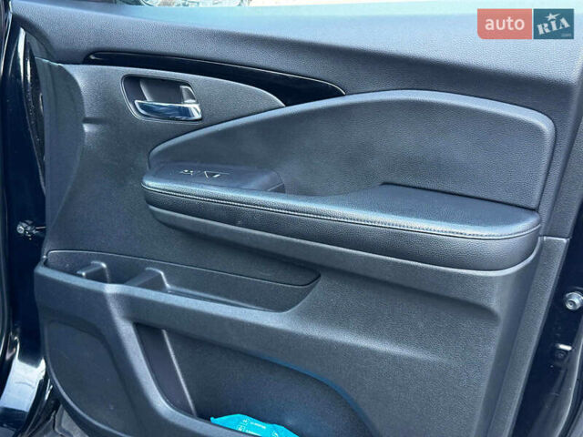 Черный Хонда Пасспорт, объемом двигателя 3.5 л и пробегом 159 тыс. км за 22490 $, фото 41 на Automoto.ua