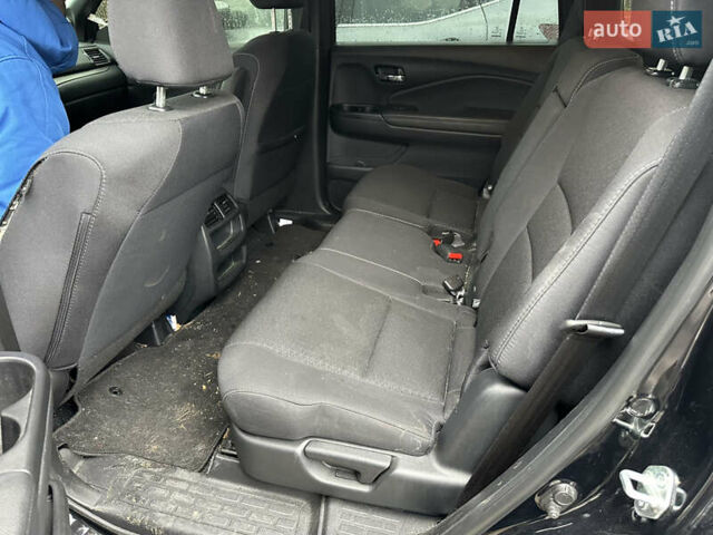 Черный Хонда Пасспорт, объемом двигателя 3.5 л и пробегом 113 тыс. км за 15700 $, фото 11 на Automoto.ua