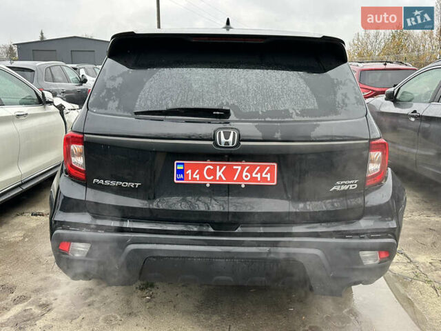 Черный Хонда Пасспорт, объемом двигателя 3.5 л и пробегом 113 тыс. км за 15700 $, фото 4 на Automoto.ua