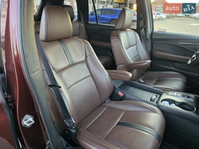 Красный Хонда Пасспорт, объемом двигателя 3.47 л и пробегом 87 тыс. км за 21999 $, фото 33 на Automoto.ua
