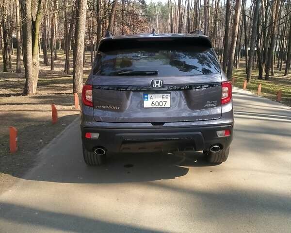 Сірий Хонда Пасспорт, об'ємом двигуна 3.47 л та пробігом 67 тис. км за 23500 $, фото 4 на Automoto.ua