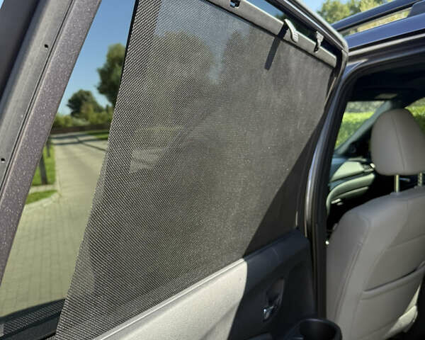 Сірий Хонда Пасспорт, об'ємом двигуна 3.47 л та пробігом 73 тис. км за 25000 $, фото 20 на Automoto.ua