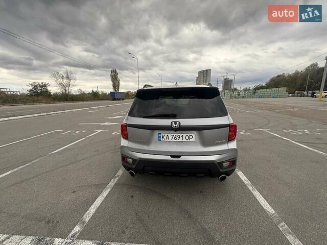 Серый Хонда Пасспорт, объемом двигателя 3.47 л и пробегом 57 тыс. км за 32000 $, фото 2 на Automoto.ua