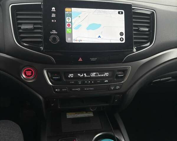 Серый Хонда Пасспорт, объемом двигателя 3.47 л и пробегом 57 тыс. км за 32000 $, фото 13 на Automoto.ua