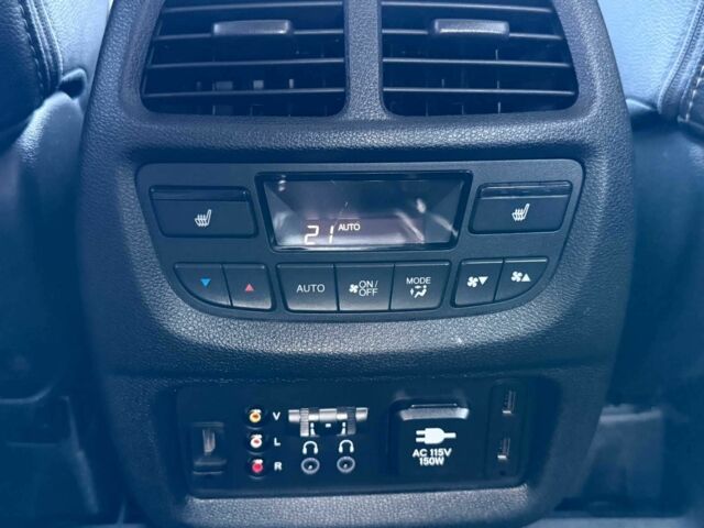 Белый Хонда Пилот, объемом двигателя 3.5 л и пробегом 74 тыс. км за 23000 $, фото 22 на Automoto.ua