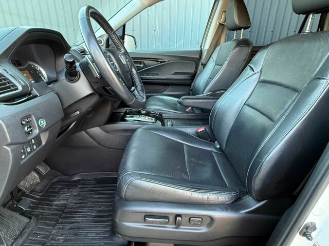 Белый Хонда Пилот, объемом двигателя 3.5 л и пробегом 74 тыс. км за 23000 $, фото 12 на Automoto.ua