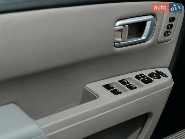 Хонда Пилот 2014 в Киеве на Automoto.ua Белый Хонда Пилот, объемом двигателя 3.5 л и пробегом 262 тыс. км за 12990 $, фото 21 на Automoto.ua