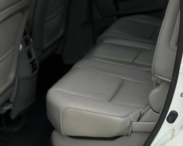 Хонда Пилот 2014 в Киеве на Automoto.ua Белый Хонда Пилот, объемом двигателя 3.5 л и пробегом 262 тыс. км за 12990 $, фото 51 на Automoto.ua