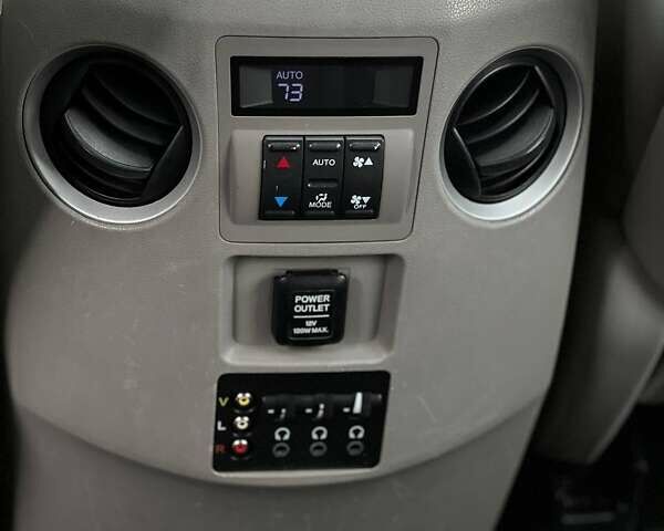 Белый Хонда Пилот, объемом двигателя 3.5 л и пробегом 262 тыс. км за 13990 $, фото 51 на Automoto.ua