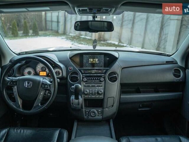 Белый Хонда Пилот, объемом двигателя 3.47 л и пробегом 157 тыс. км за 18900 $, фото 20 на Automoto.ua