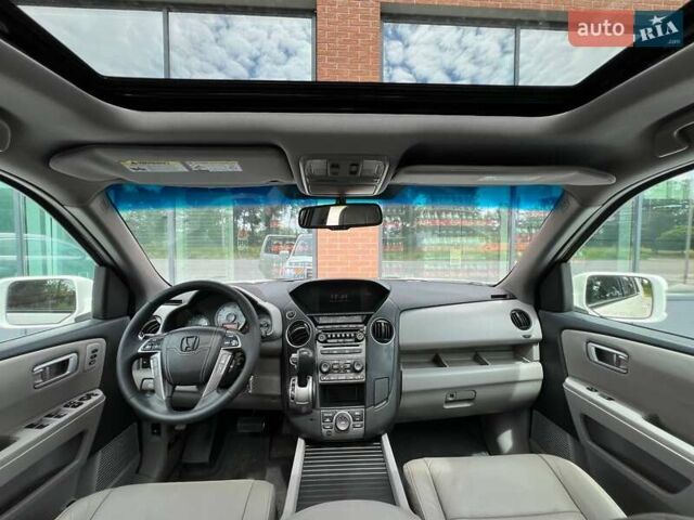 Хонда Пилот 2014 в Киеве на Automoto.ua Белый Хонда Пилот, объемом двигателя 3.5 л и пробегом 262 тыс. км за 12990 $, фото 57 на Automoto.ua