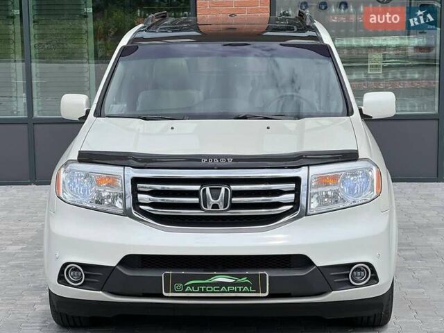 Хонда Пилот 2014 в Киеве на Automoto.ua Белый Хонда Пилот, объемом двигателя 3.5 л и пробегом 262 тыс. км за 12990 $, фото 4 на Automoto.ua
