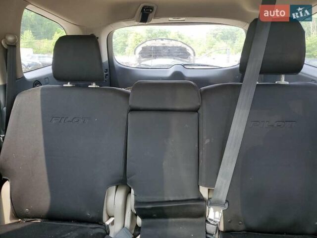 Білий Хонда Пілот, об'ємом двигуна 3.47 л та пробігом 132 тис. км за 2200 $, фото 9 на Automoto.ua