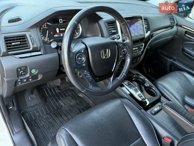 Белый Хонда Пилот, объемом двигателя 3.47 л и пробегом 74 тыс. км за 24300 $, фото 51 на Automoto.ua