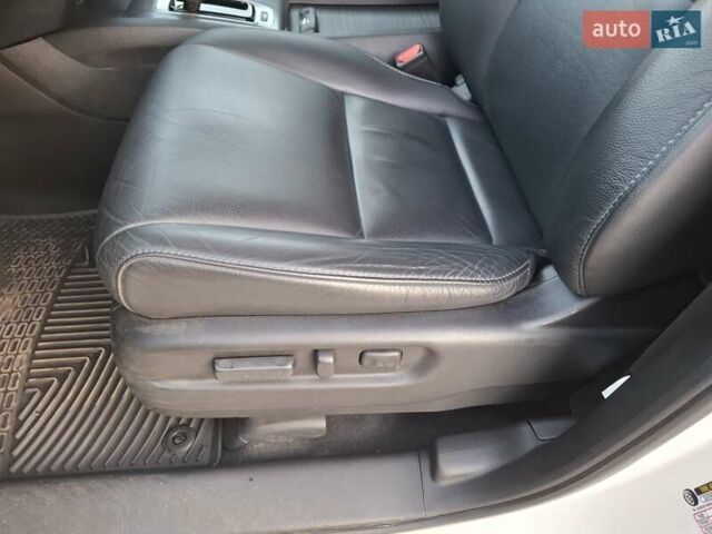 Білий Хонда Пілот, об'ємом двигуна 3.47 л та пробігом 50 тис. км за 21850 $, фото 12 на Automoto.ua