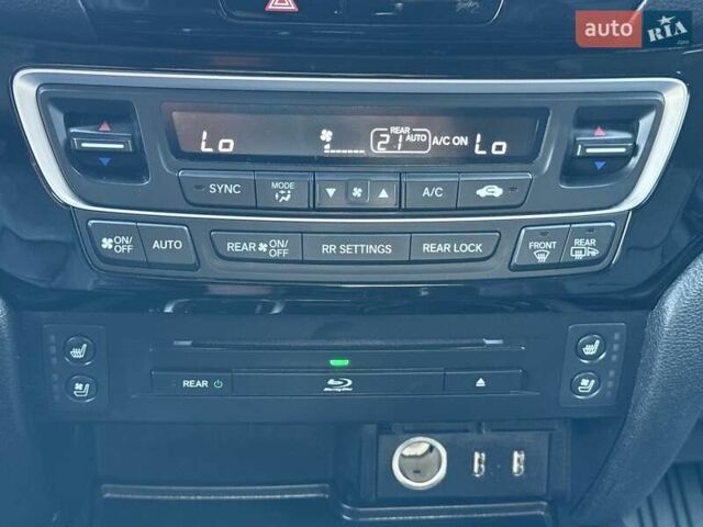 Белый Хонда Пилот, объемом двигателя 3.47 л и пробегом 74 тыс. км за 24300 $, фото 96 на Automoto.ua