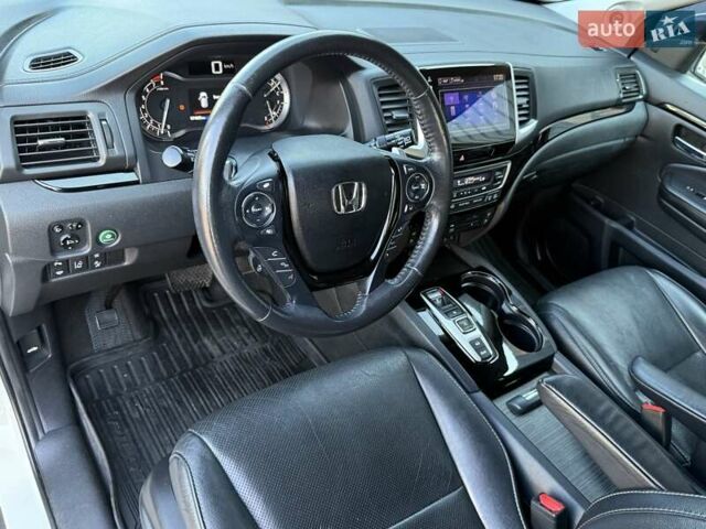 Белый Хонда Пилот, объемом двигателя 3.47 л и пробегом 74 тыс. км за 24300 $, фото 53 на Automoto.ua