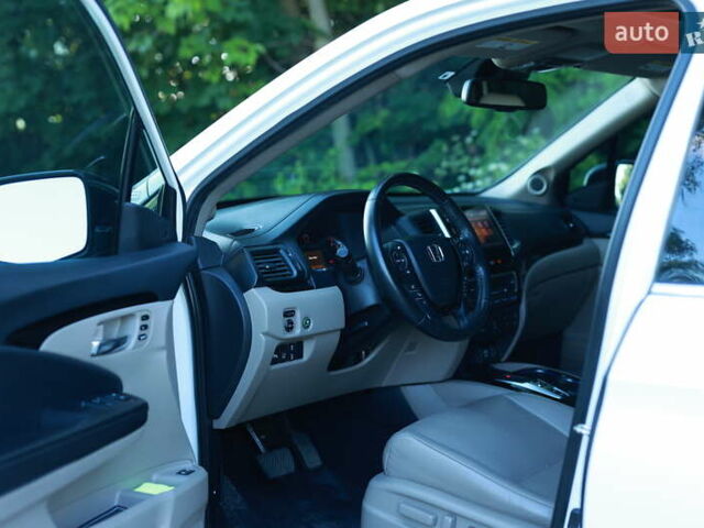 Білий Хонда Пілот, об'ємом двигуна 3.5 л та пробігом 117 тис. км за 22500 $, фото 22 на Automoto.ua