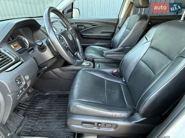 Белый Хонда Пилот, объемом двигателя 3.47 л и пробегом 74 тыс. км за 24300 $, фото 45 на Automoto.ua