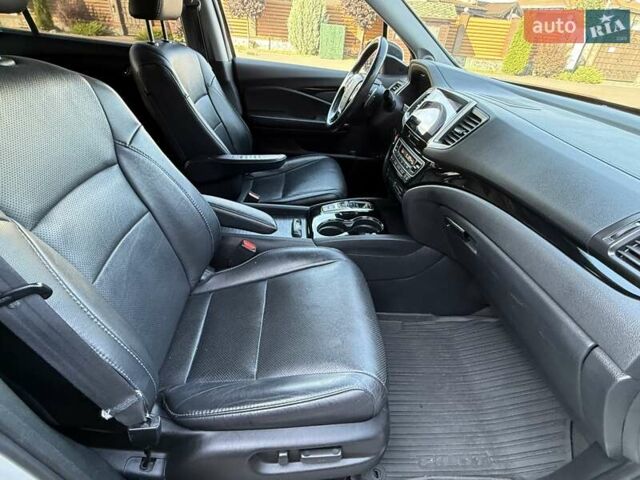 Белый Хонда Пилот, объемом двигателя 3.47 л и пробегом 74 тыс. км за 24300 $, фото 68 на Automoto.ua