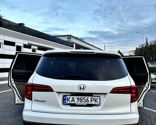 Білий Хонда Пілот, об'ємом двигуна 3.47 л та пробігом 120 тис. км за 18500 $, фото 6 на Automoto.ua