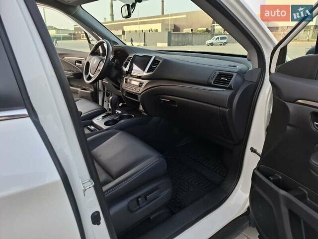 Білий Хонда Пілот, об'ємом двигуна 3.47 л та пробігом 50 тис. км за 21850 $, фото 18 на Automoto.ua