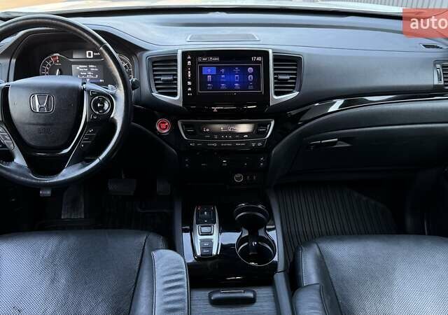 Белый Хонда Пилот, объемом двигателя 3.47 л и пробегом 74 тыс. км за 24300 $, фото 88 на Automoto.ua