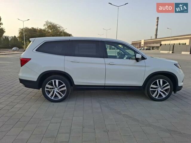 Білий Хонда Пілот, об'ємом двигуна 3.47 л та пробігом 50 тис. км за 21850 $, фото 5 на Automoto.ua