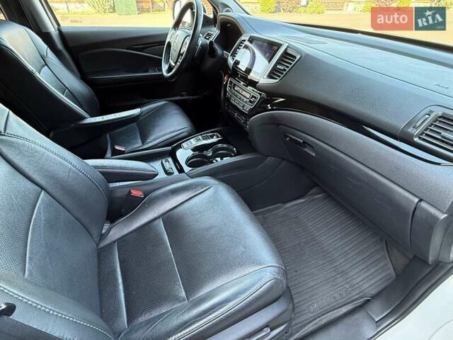 Белый Хонда Пилот, объемом двигателя 3.47 л и пробегом 74 тыс. км за 24300 $, фото 69 на Automoto.ua