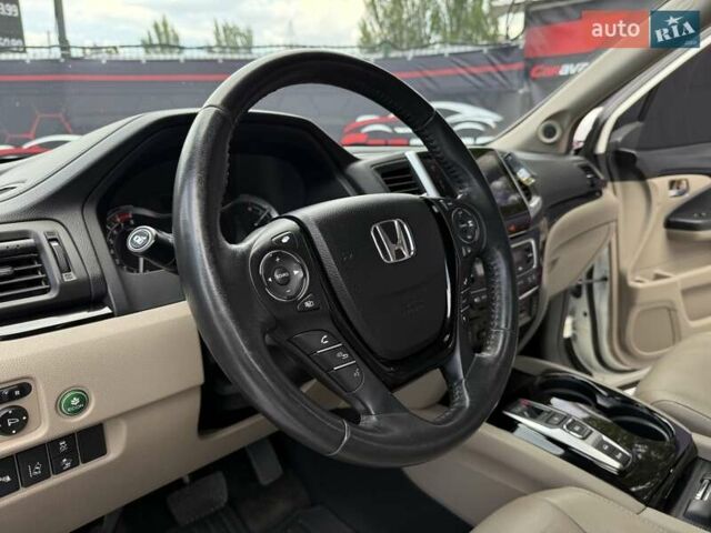 Белый Хонда Пилот, объемом двигателя 3.47 л и пробегом 130 тыс. км за 23999 $, фото 25 на Automoto.ua