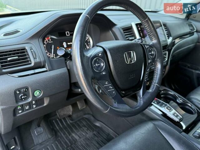 Белый Хонда Пилот, объемом двигателя 3.47 л и пробегом 74 тыс. км за 24300 $, фото 55 на Automoto.ua